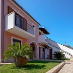 Apartments Palm View